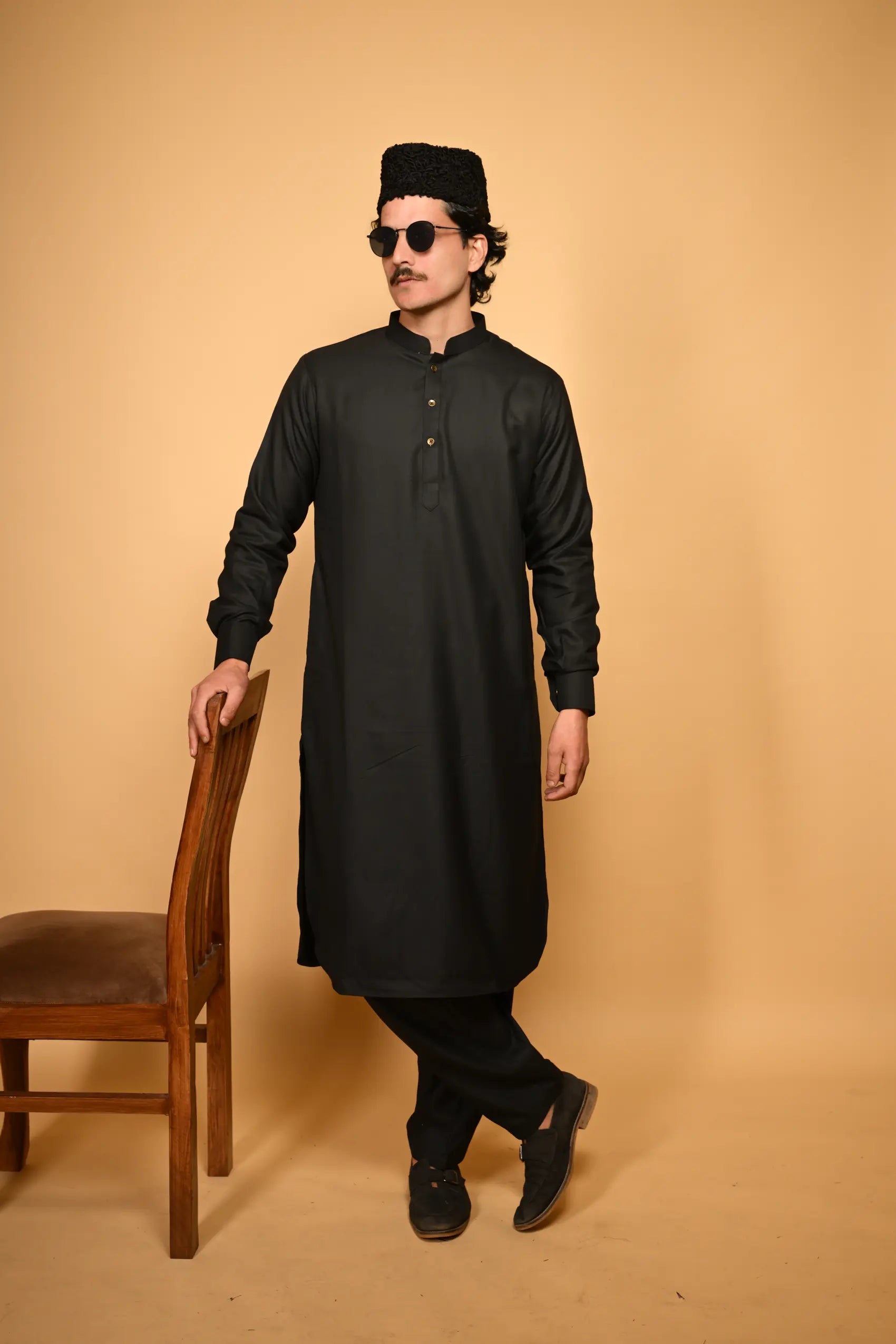 Pathan Black Kameez Shalwar