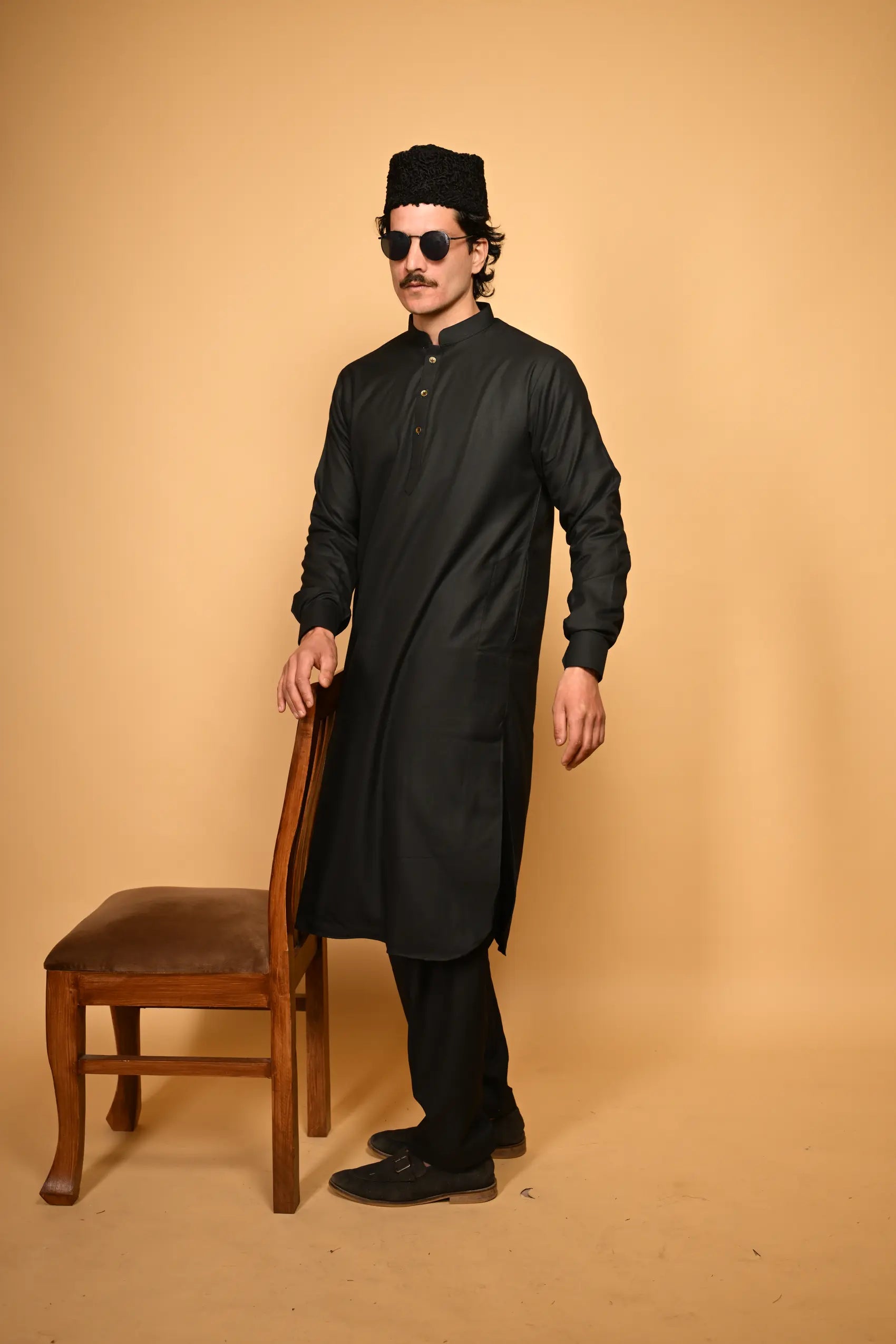Pathan Black Kameez Shalwar