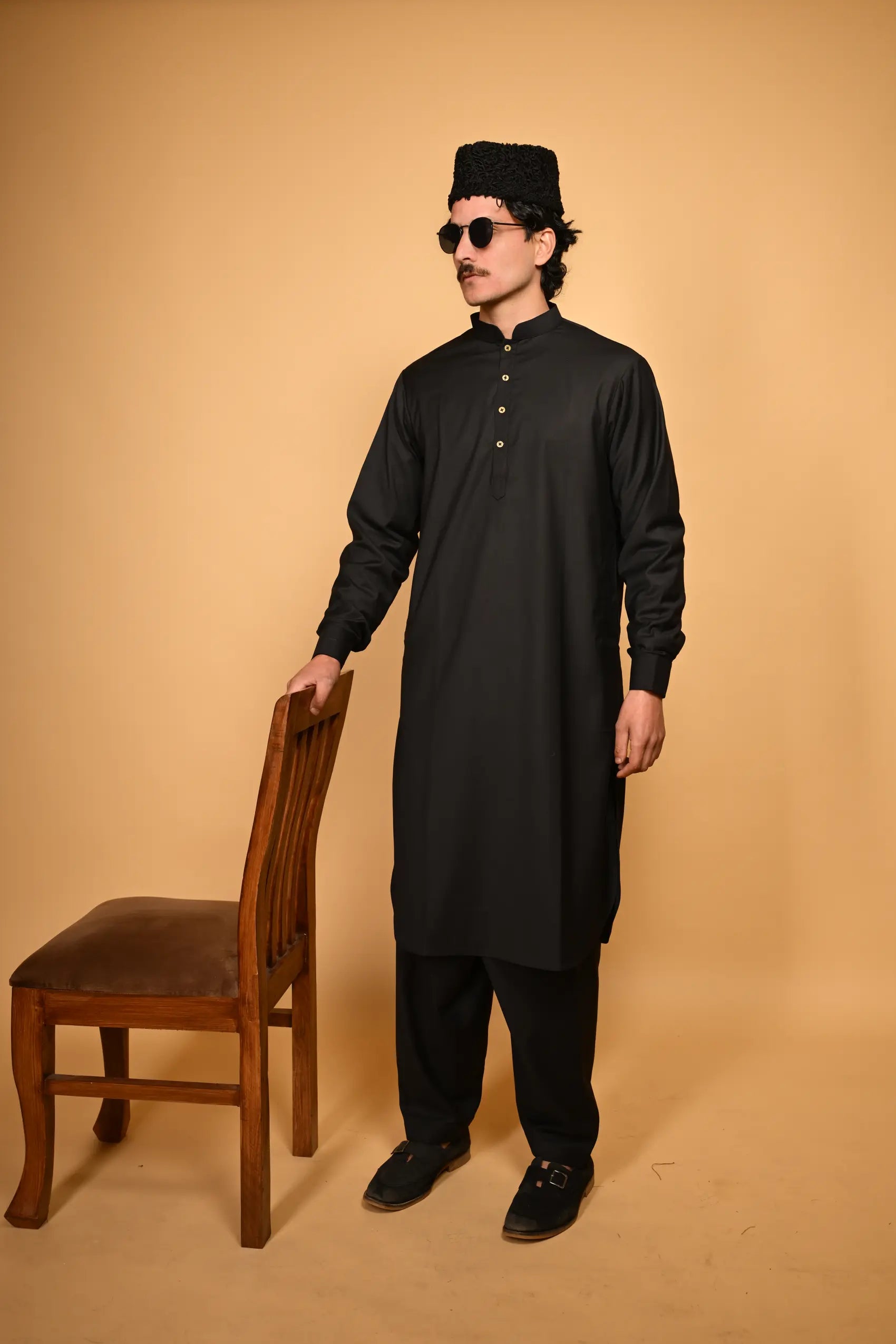 Tamtadu Black Kameez Shalwar