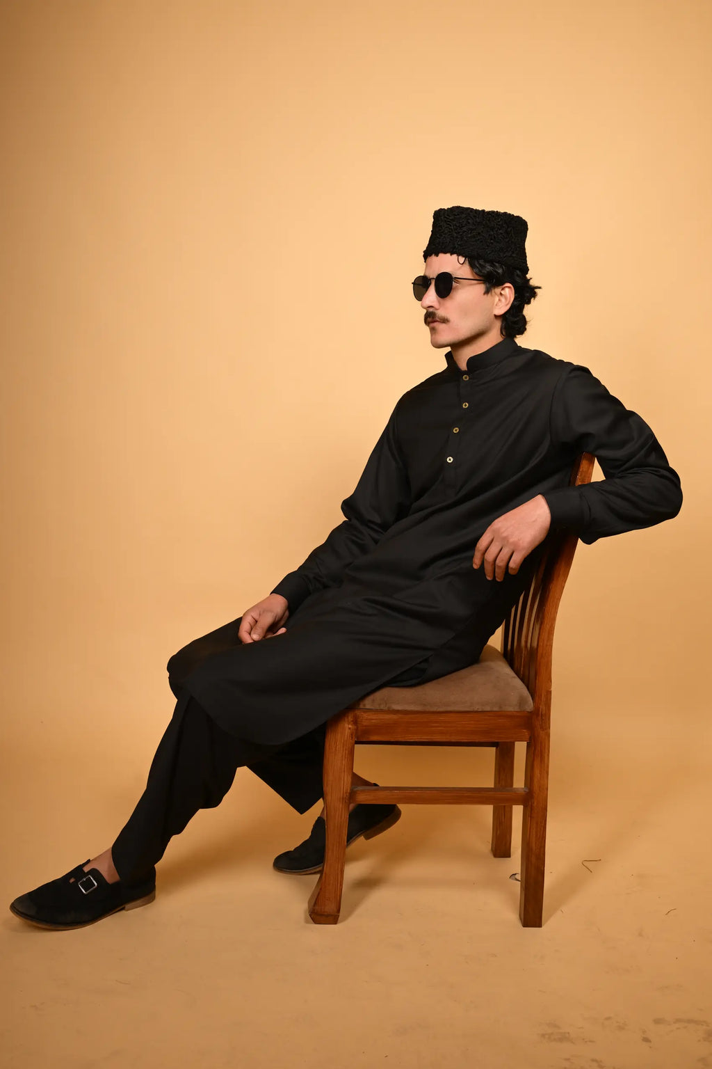 Tamtadu Black Kameez Shalwar