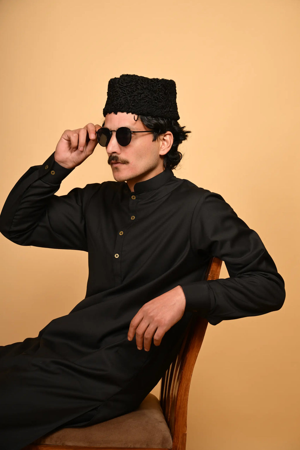 Tamtadu Black Kameez Shalwar