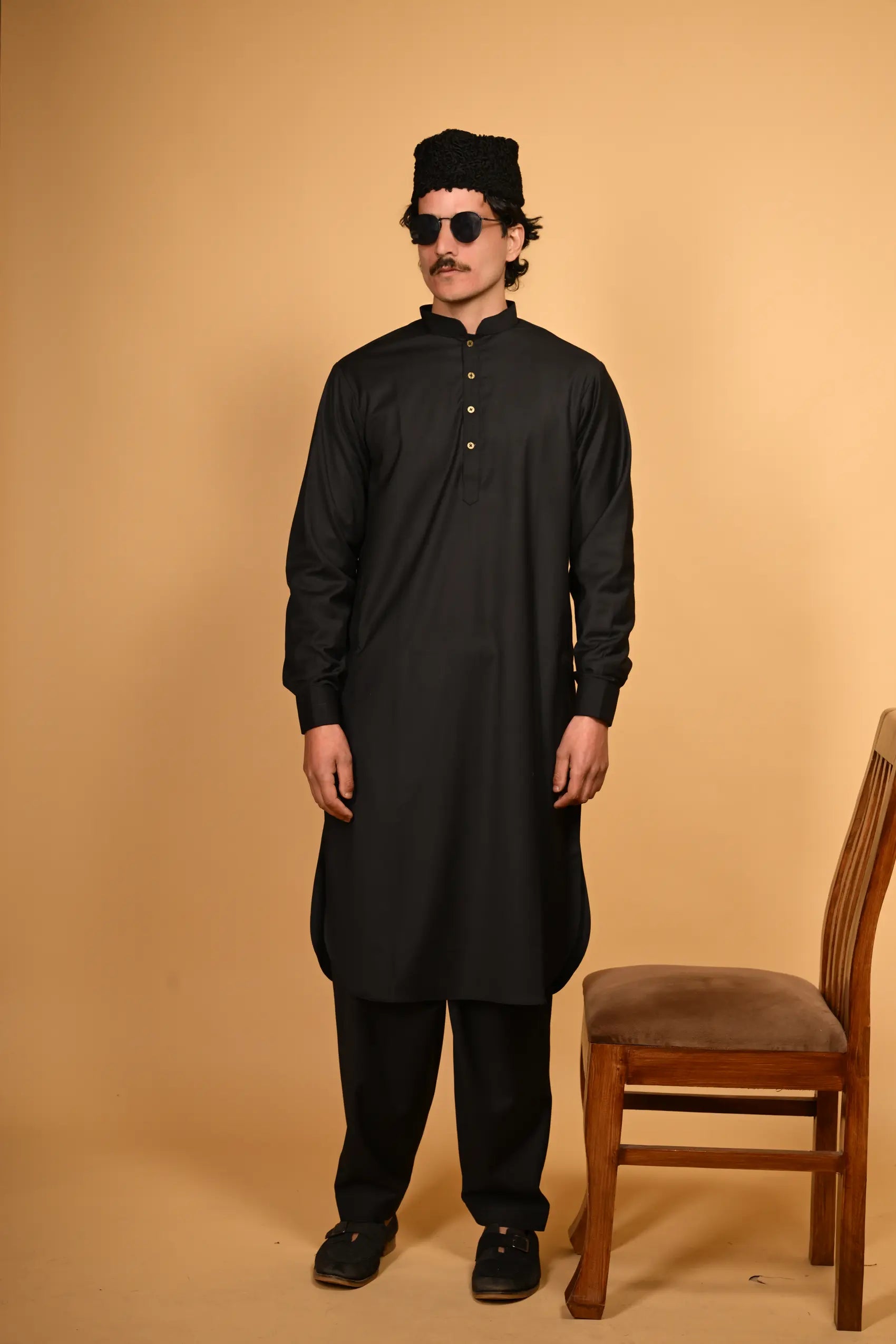 Tamtadu Black Kameez Shalwar