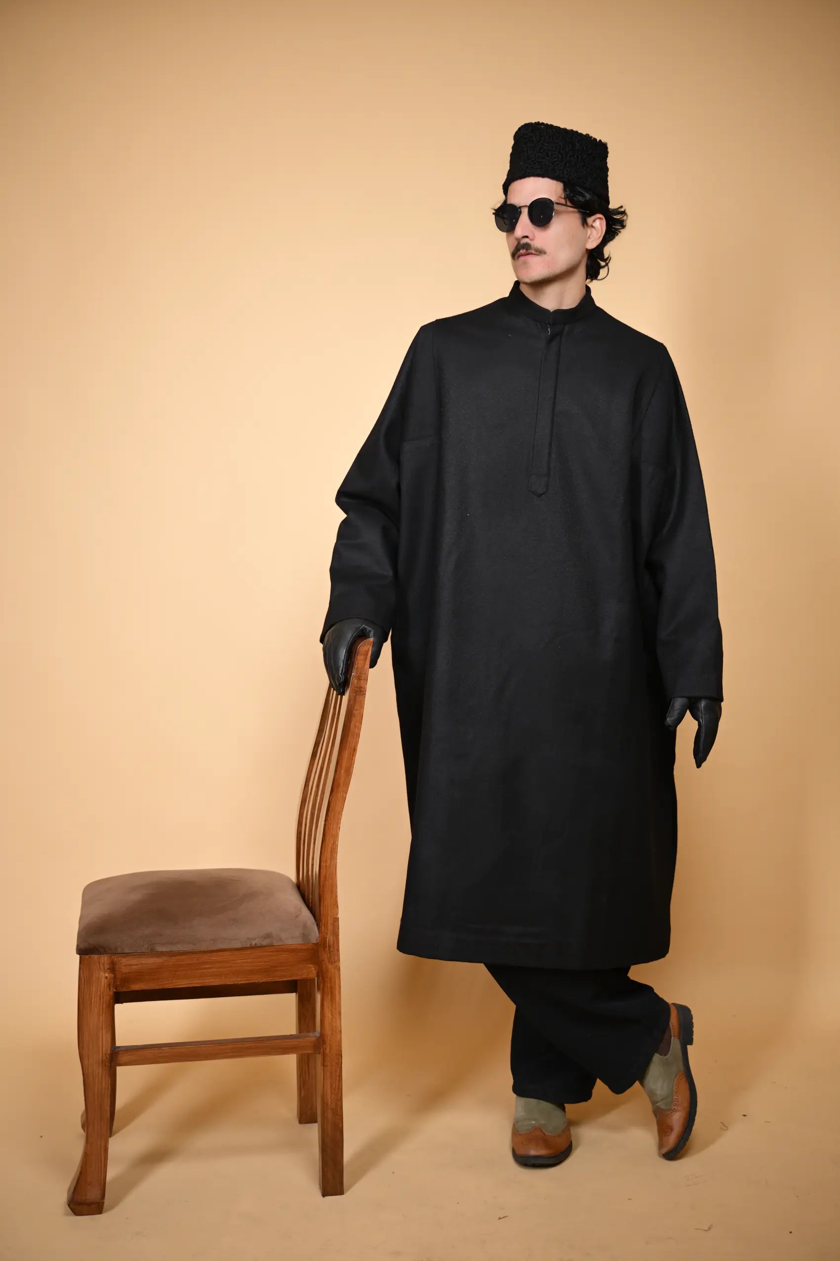 baraqah black tweed men pheran 