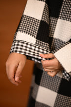 أبيض وأسود كشميري فيران تقليدي