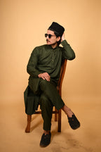 قميص وسروال باثان أخضر زجاجي