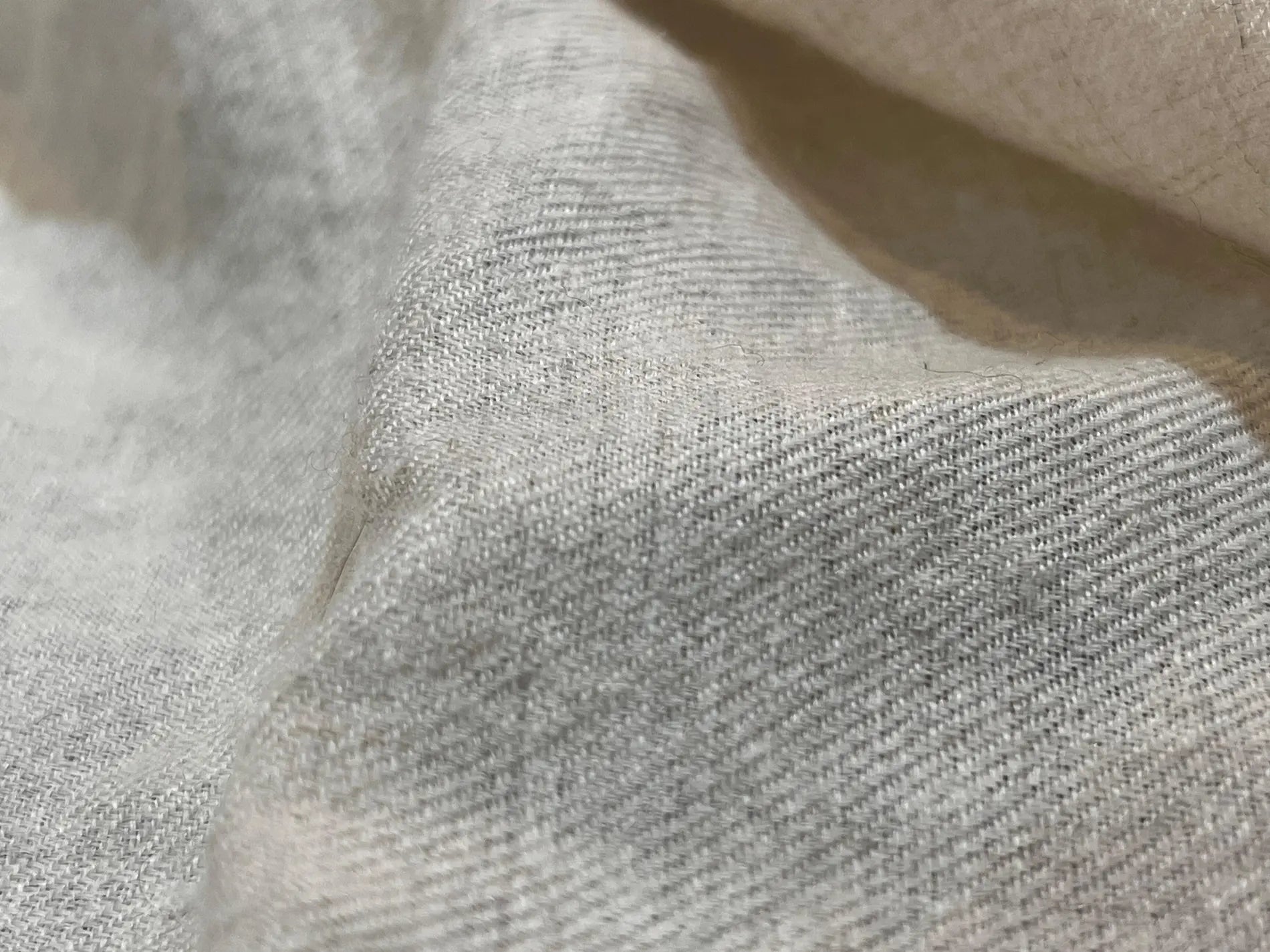 Natural White Handwoven Cashmere – 60 GSM
