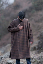 فيران بني صدئ بنقشة مربعات