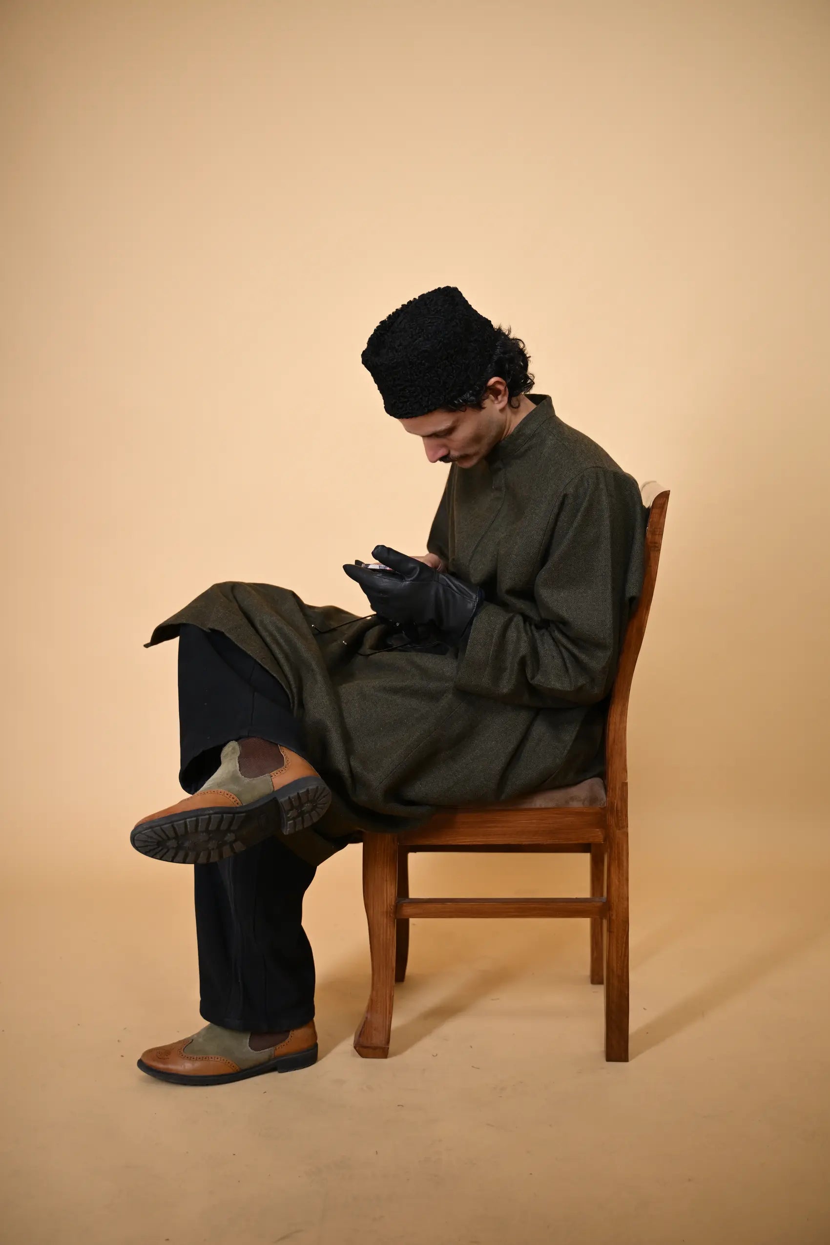 baraqah dark green kashmiri traditional pheran for men 