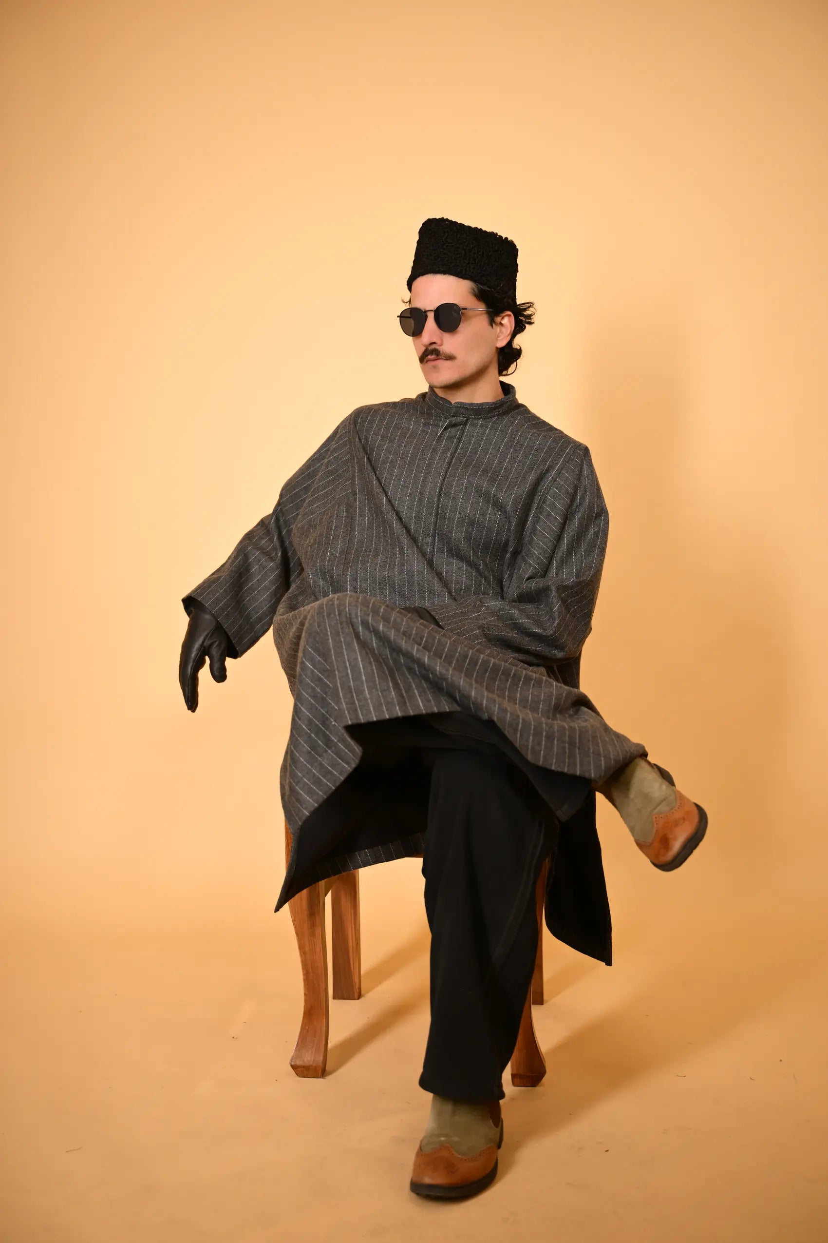 baraqah dark grey winter kashmiri traditional pheran for men 