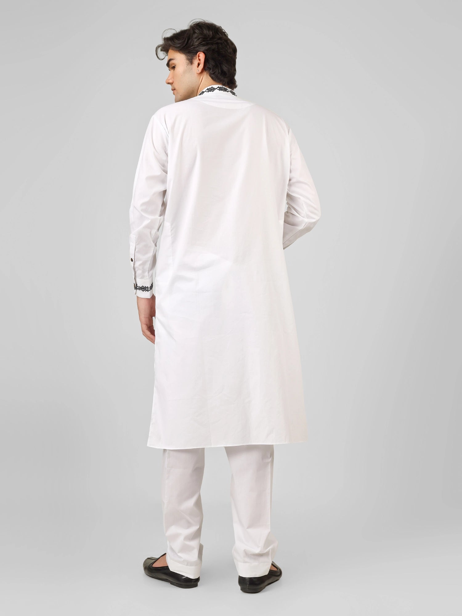 Embroidered White Kurta Pajama