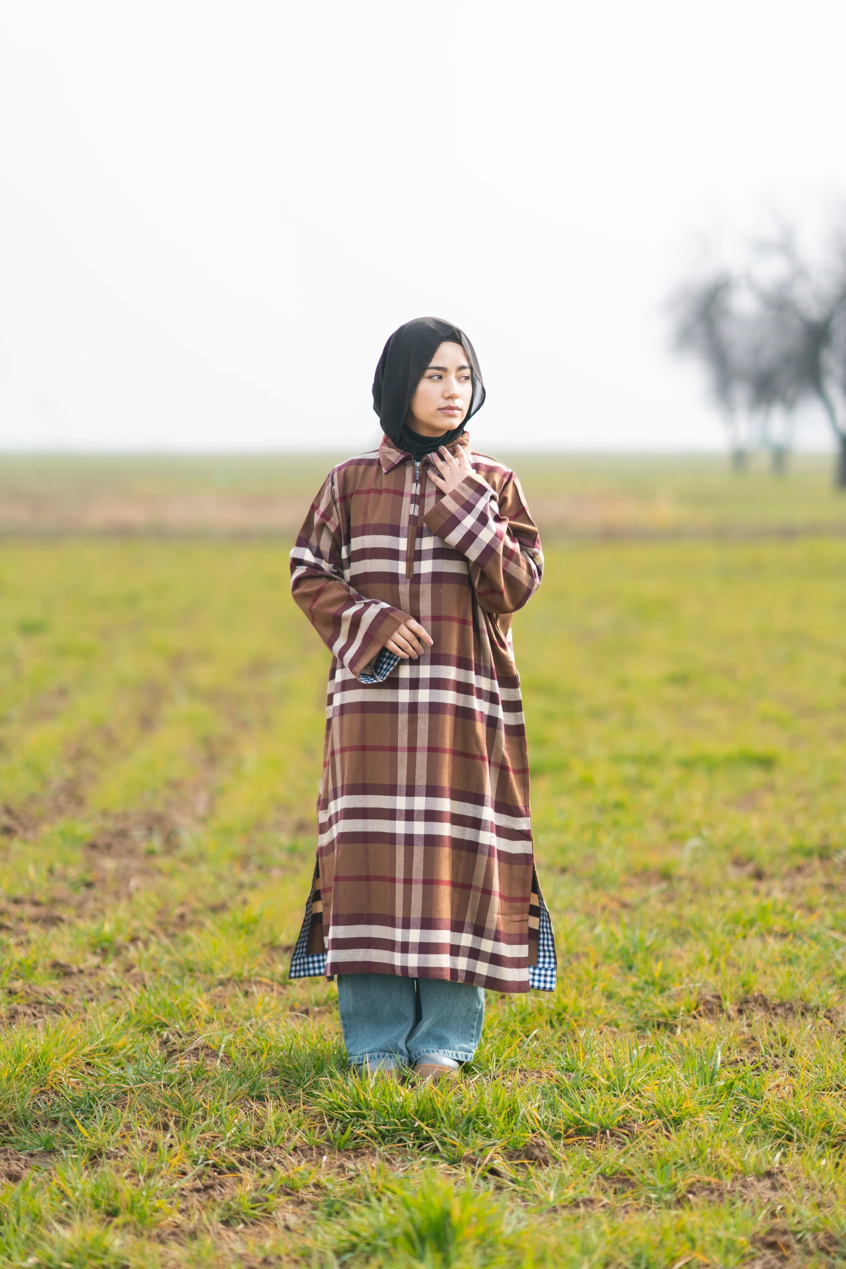 Wine Brown Checked kashmiri Traditional female winter Pheran
