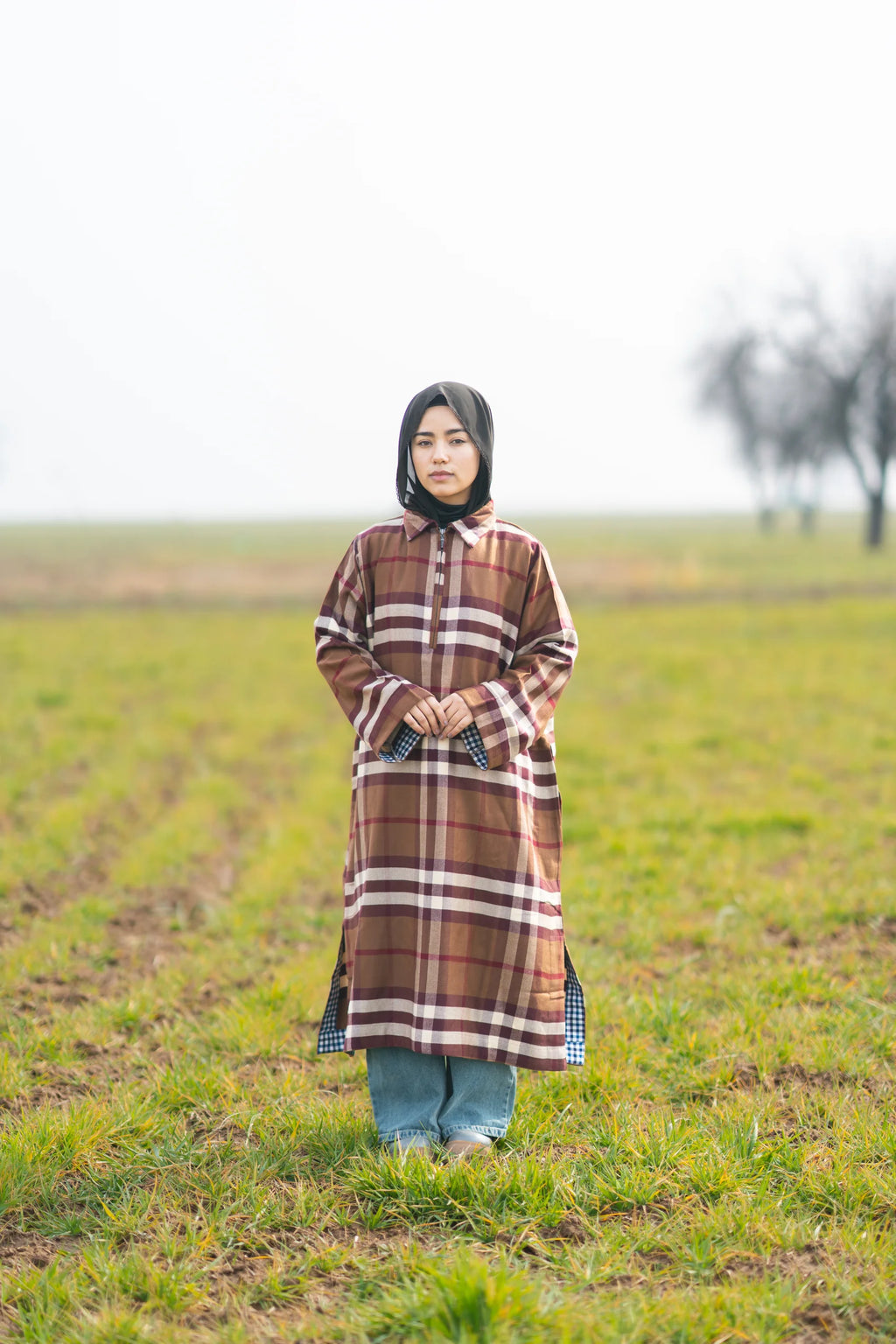 Wine Brown Checked kashmiri Traditional female winter Pheran
