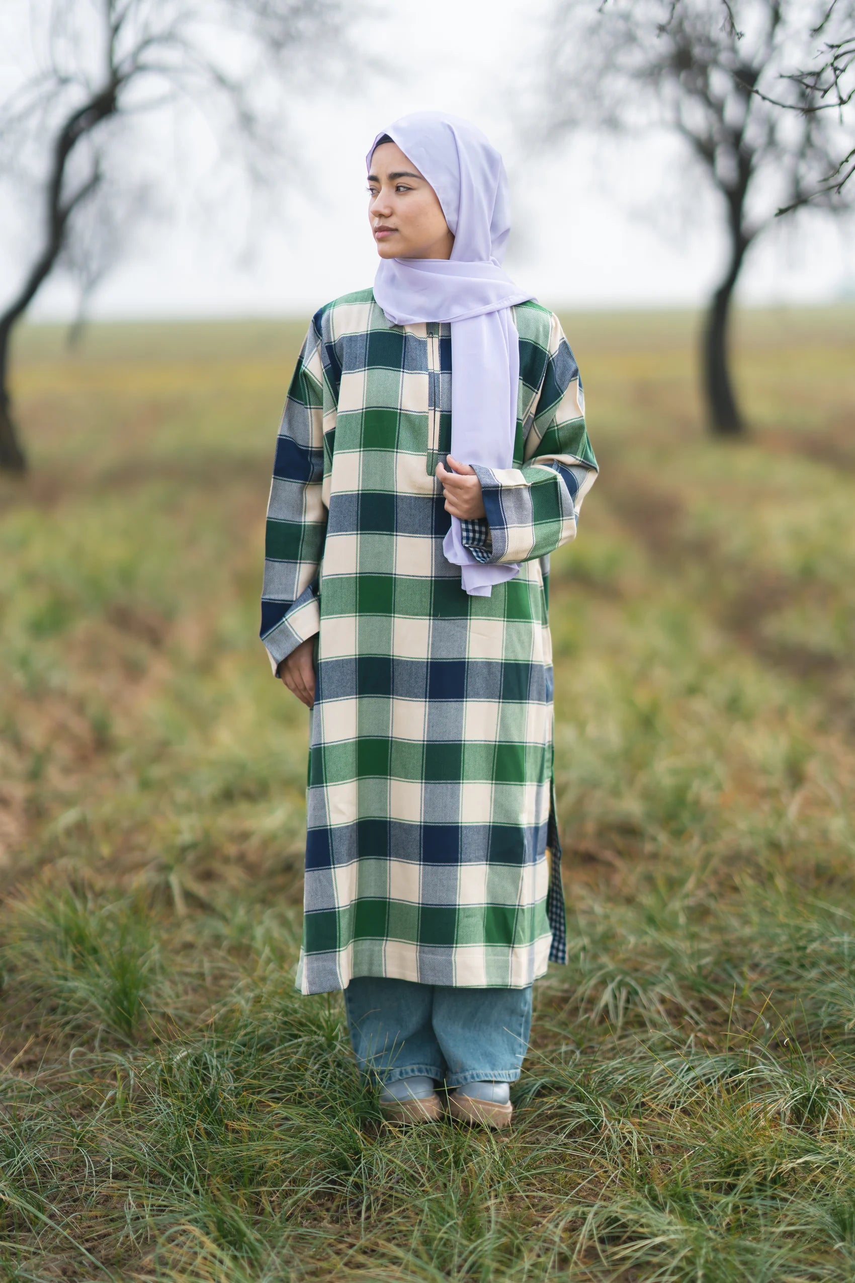 Soft Green Checked kashmiri Traditional female winter Pheran
