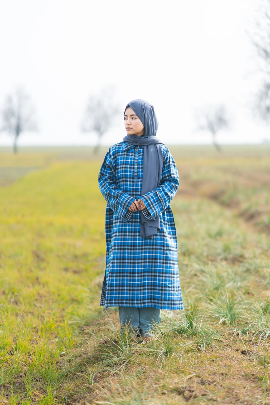 baraqah female blue checked winter pheran 