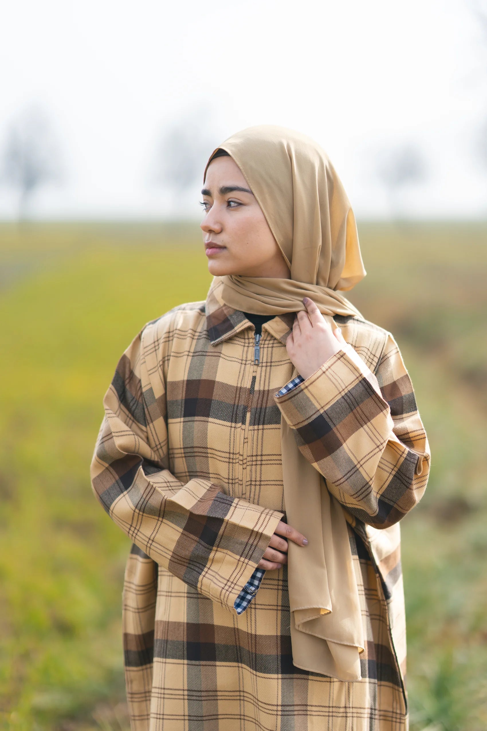 Soft Camel Checked kashmiri Traditional female winter  Pheran
