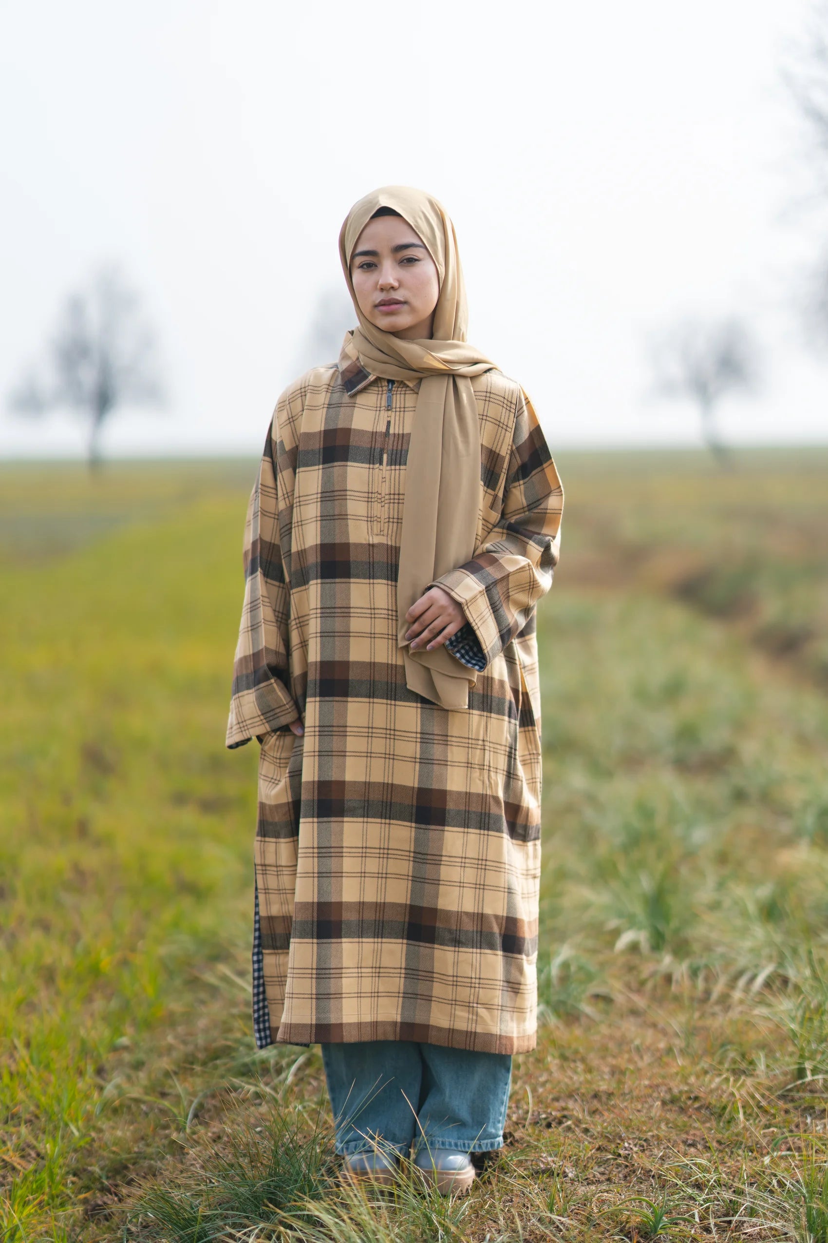 Soft Camel Checked kashmiri Traditional female winter  Pheran
