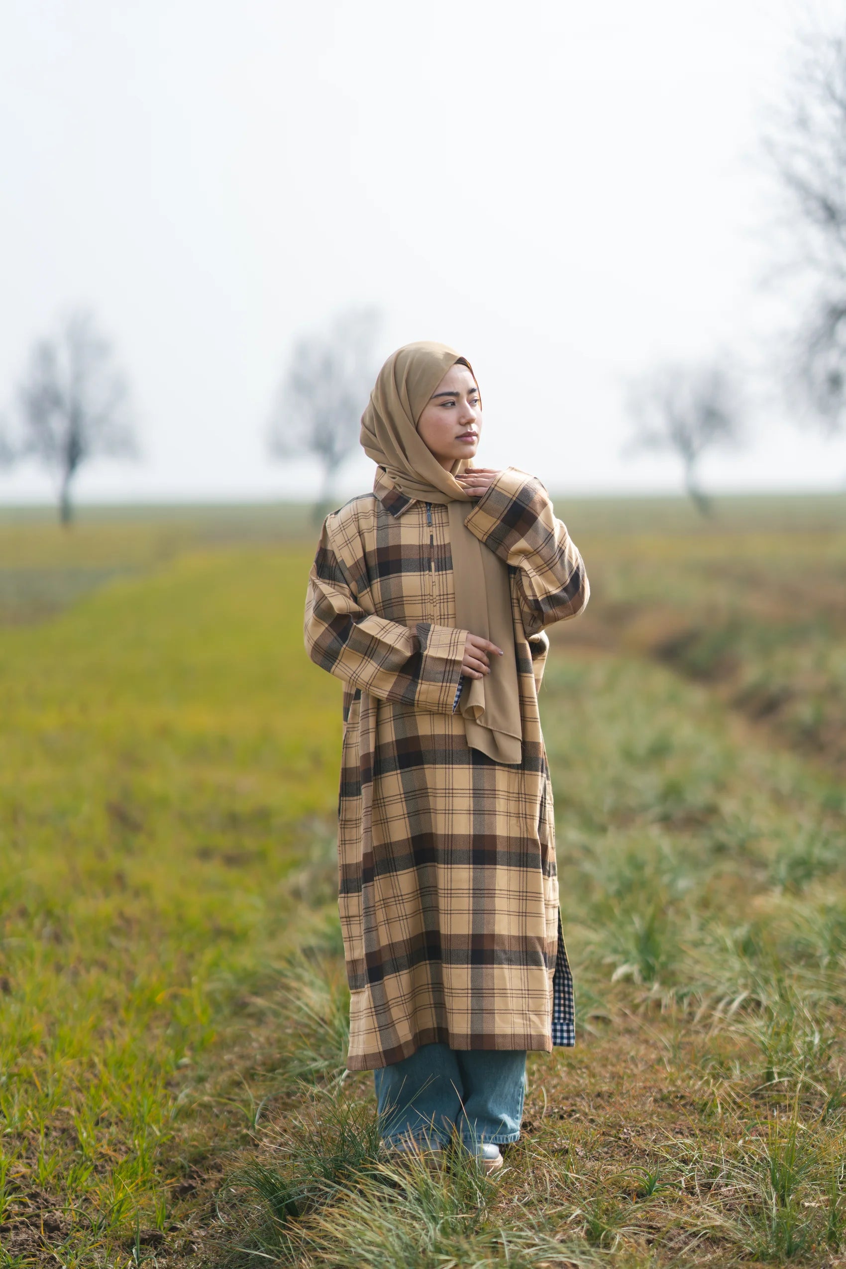Soft Camel Checked kashmiri Traditional female winter  Pheran
