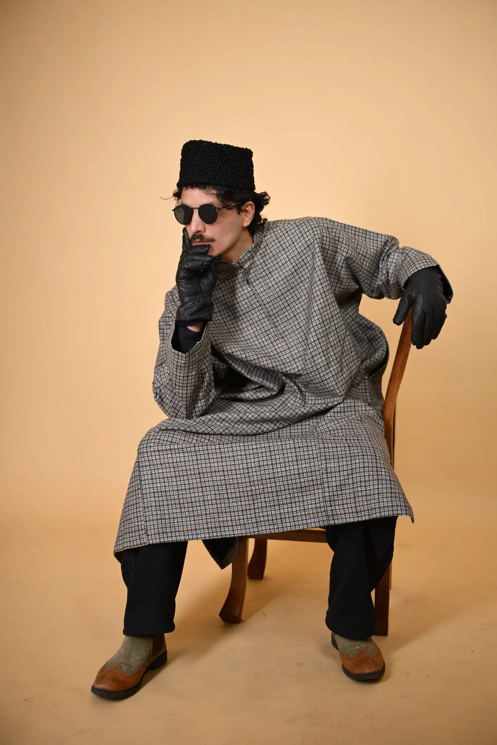 baraqah Grey Mist Plaid winter traditional Pheran For Men
