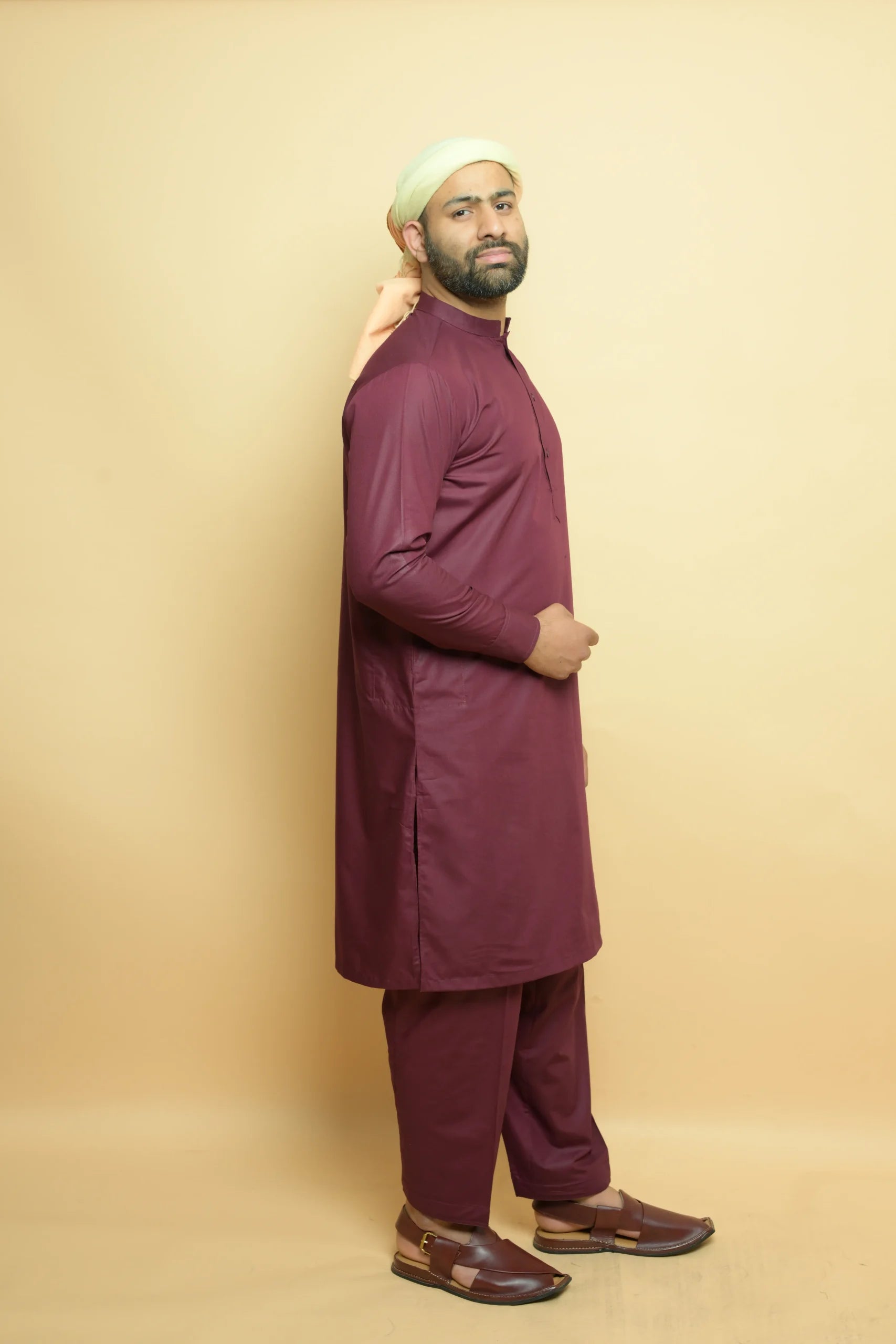 Maroon Kameez Shalwar