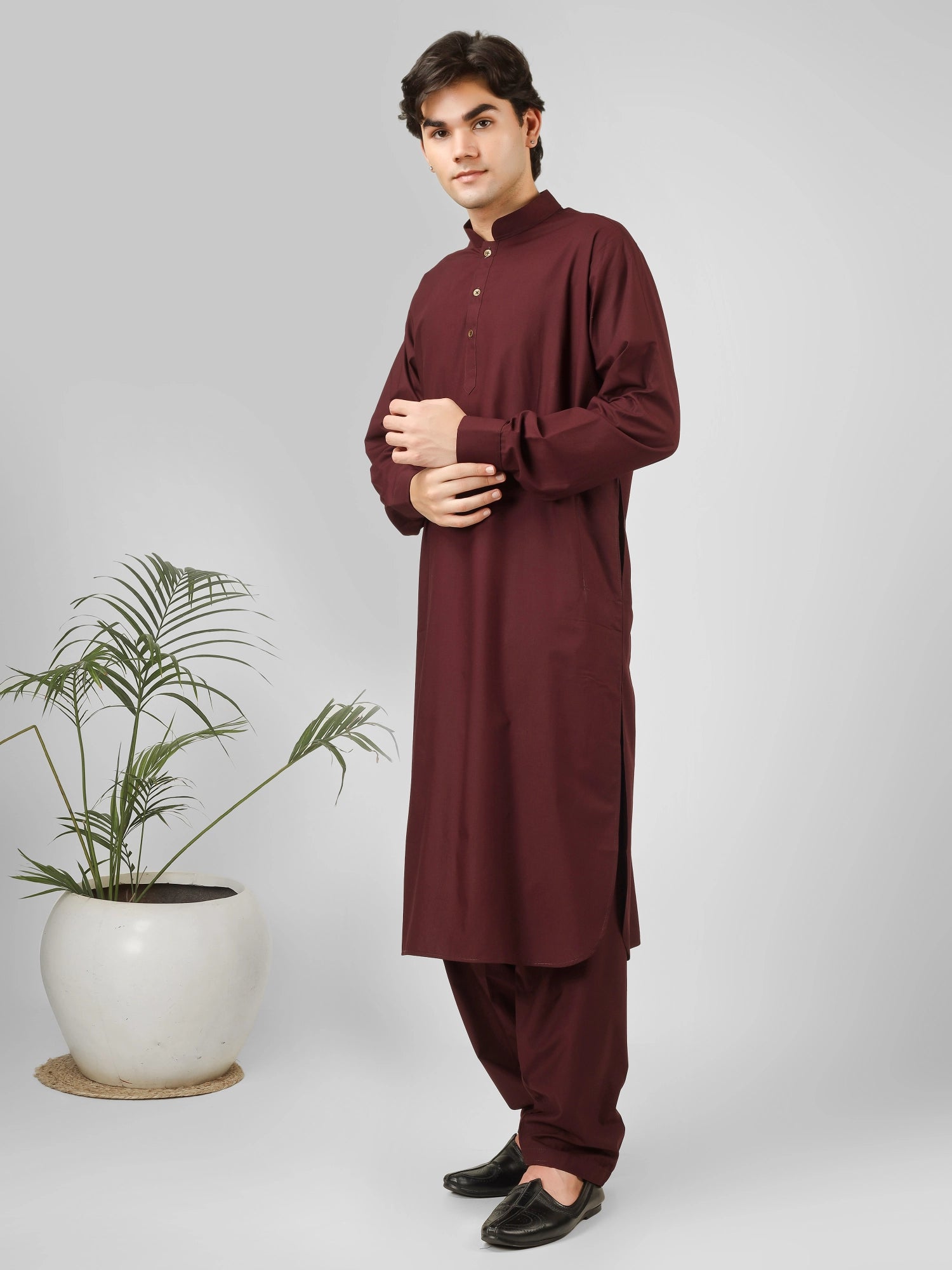 Rasheiq Maroon Kameez Shalwar