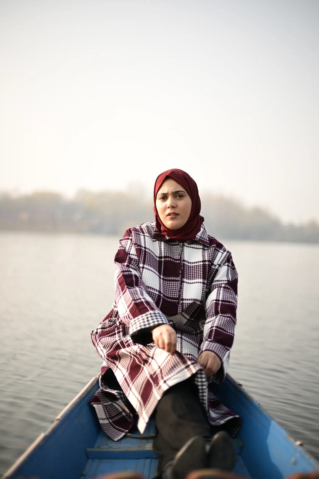 المارون والأبيض الكشميري الفيران التقليدي