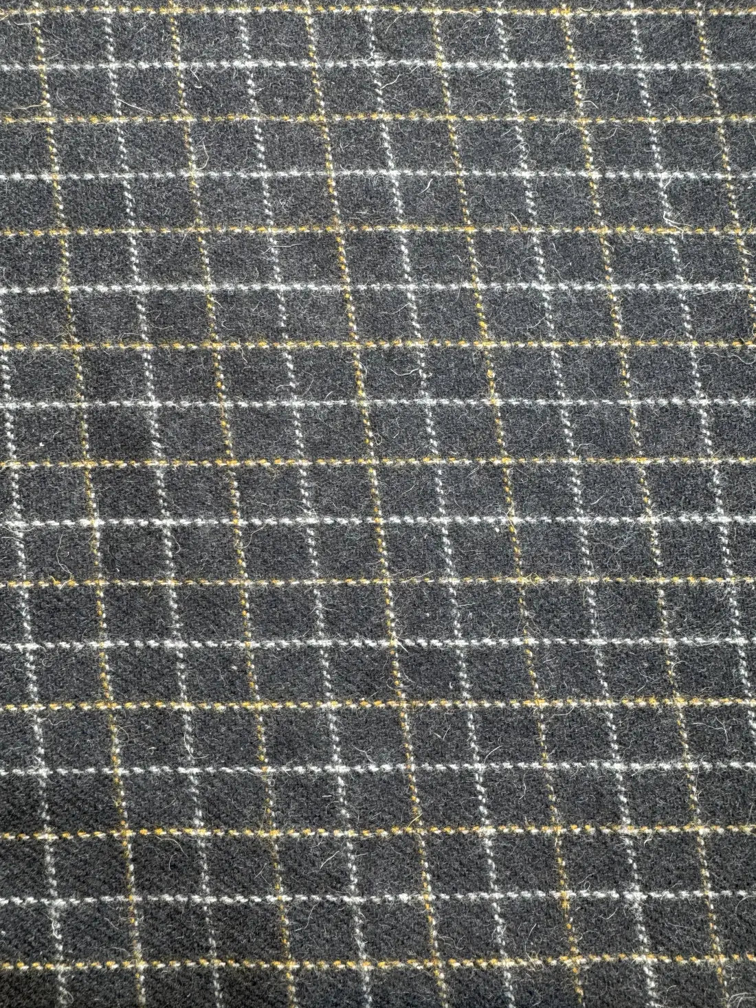 Dark Night Checkered Cashmere Merino Tweed