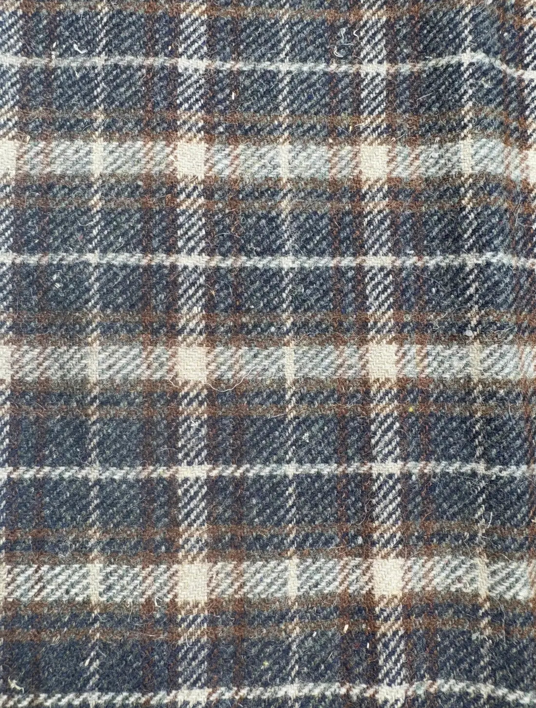Smoky Horizon Plaid Checkered Cashmere Merino Tweed