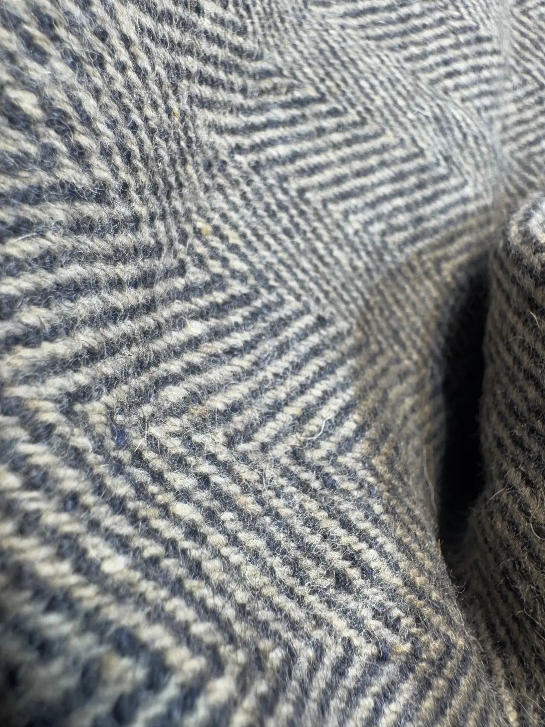 Ash Weave Herringbone Cashmere Merino Tweed