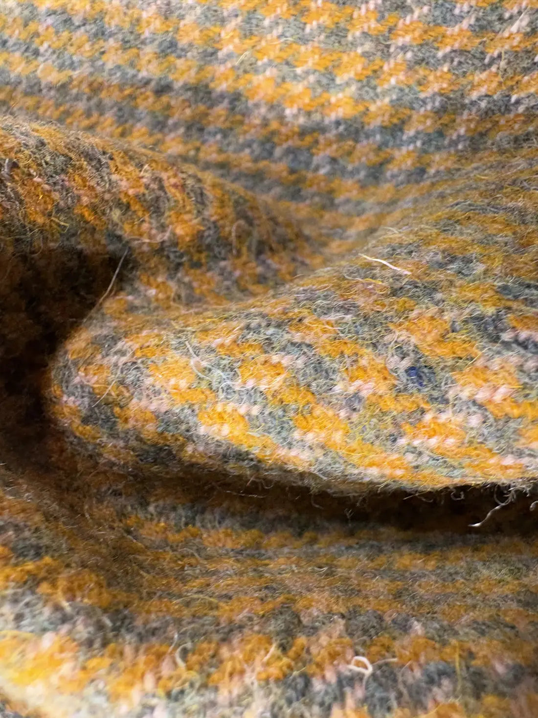 Amber Bite Cashmere Merino Tweed