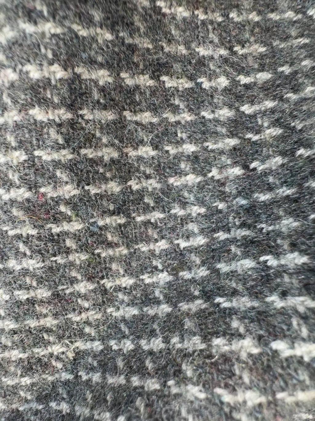 Greyhound Classic Cashmere Merino Tweed