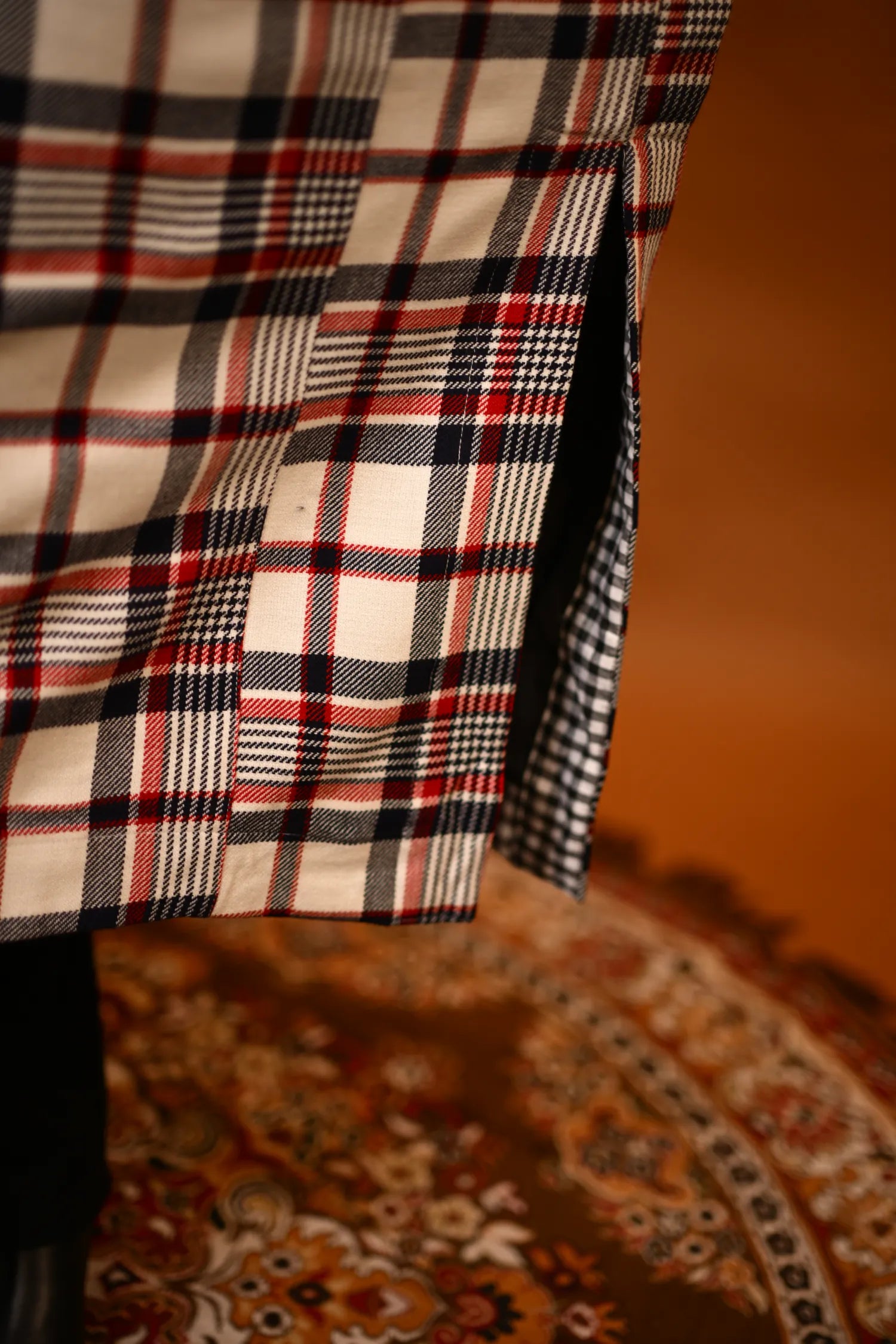 الأحمر متقلب الكشميري التقليدي فيران