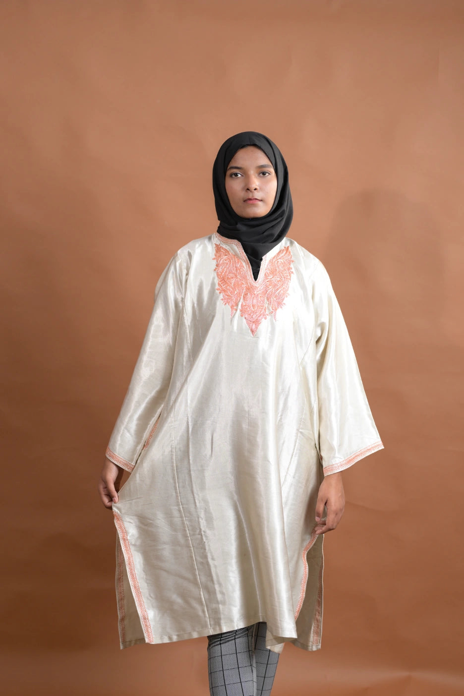 White Kashmiri Pheran For Females